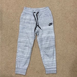 Nike sweatpants with drawstring